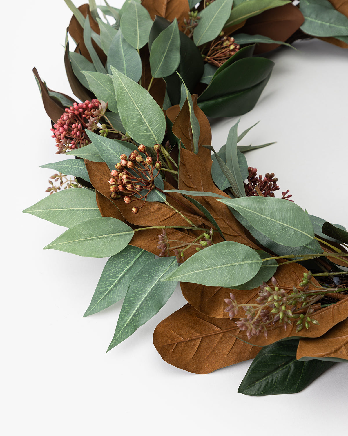 30-Inch Magnolia & Eucalyptus Faux Wreath - image 6
