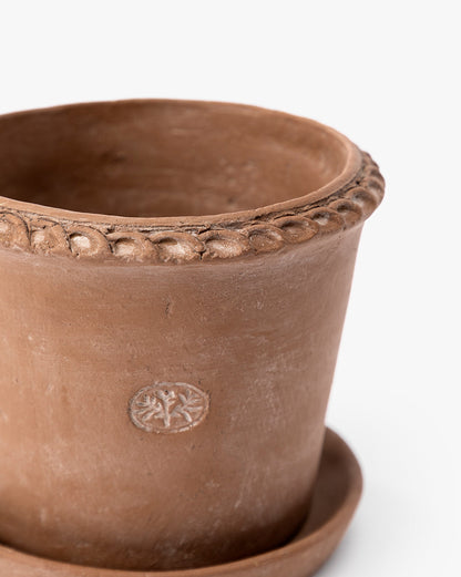 Scalloped Natural Terracotta Planter - image 3