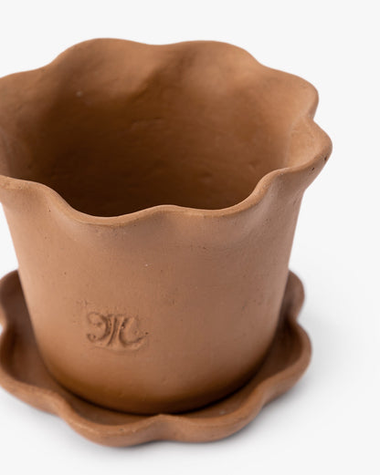 Ripple Edge Terracotta Planter - image 3